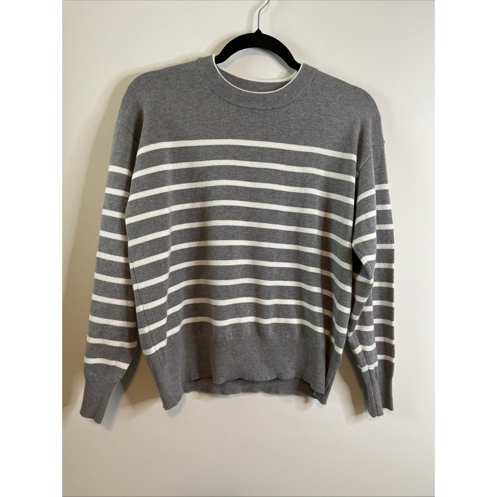 Cielo Size S‎ Gray White Striped Knit Sweater Top